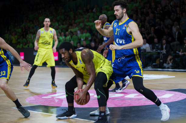 上无与伦比 上无与伦比